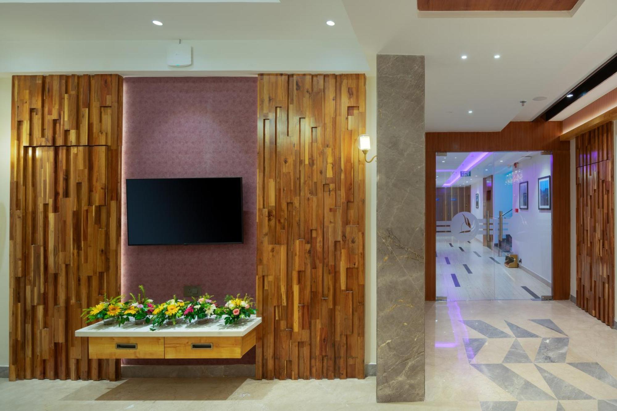 Cozzet Victoria Hotel Bhubaneswar Exterior foto
